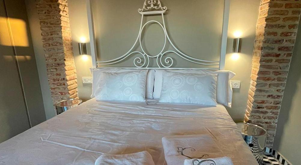 Hotel Rural La Casa De Carlota มอนตันเชซ ภายนอก รูปภาพ