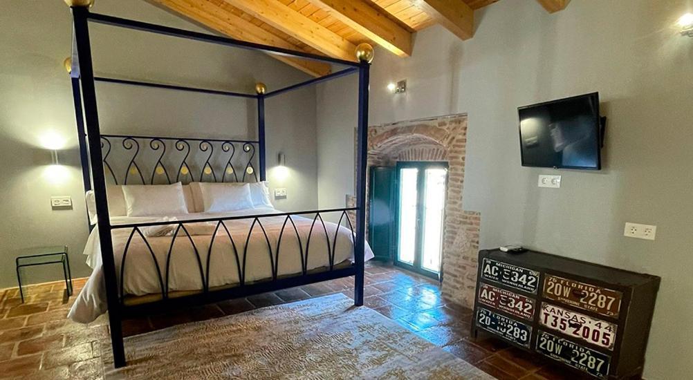 Hotel Rural La Casa De Carlota มอนตันเชซ ภายนอก รูปภาพ